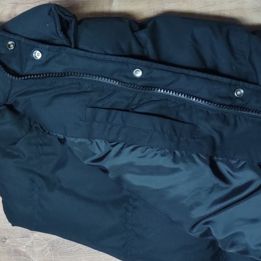 Men's St John's Bay puffer vest - Picture 7 of 9